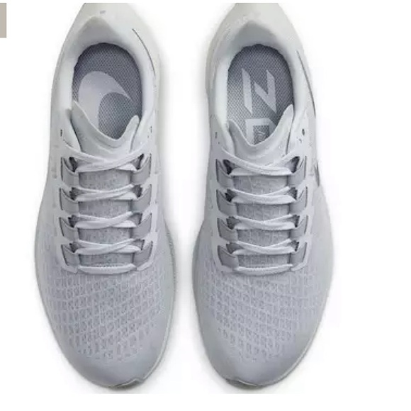 NIKE Womens Air Zoom Pegasus 37 "Platinum" Running Shoe - Picture 4 of 16